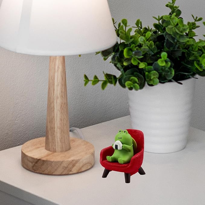 Refintural Miniature Frogs - Cute Frog Sculptures for Outdoor Fairy Garden, Desk Decor & Plant Shelf