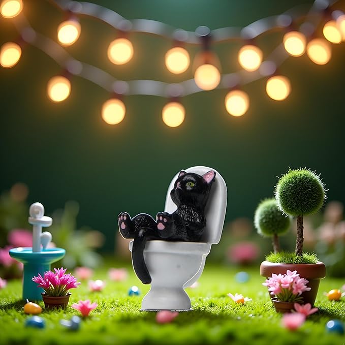 Black Cat On Toilet Ornaments Landscaping Garden Decoration Mini Cat Statue Dollhouse Accessories Household Desktop Model Home Decorations Cat Figurine Garden Miniatures