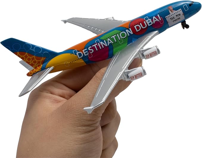 Daron Collectible Toy - Emirates Arlines A380 Double-Decker Flagship Airplane - Die-Cast Metal Model Airplane with Plastic Parts, for Children Ages 3+