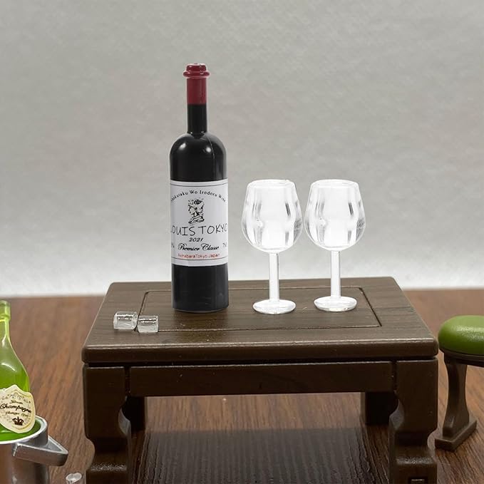 BESPORTBLE 1set Mini Wine Bottles and Glasses Ornaments Box Dollhouse Accessories for Decoration and Photography Realistic Miniature Wine Bottles and Glasses