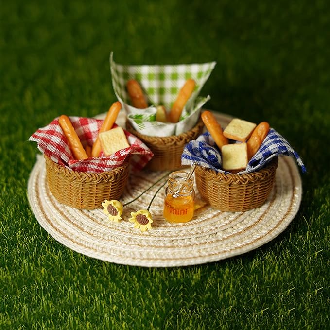 Miniature Food Dollhouse Accessories Garden Decor 1:12 Scale Bread Honey Picnic Basket Cloth Flowers 9PCS Garden Decoration Mini Room Display Props Model (Green Picnic Cloth)