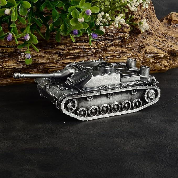 1:72 German Stug III Ausf.G Assault Gun Tank All-Metal die-Casting Model Military Model Furniture for Display (Silver)