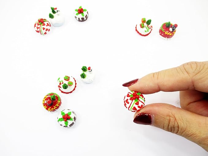 Dollhouse Miniature Food 5 Mini Christmas Cake 1.5 cm Seasonal Bakery 16114