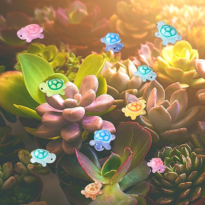 50pcs Luminous Mini Resin Turtles, Resin Animals, Mini Turtles, Marine Craft Decoration, Suitable for Decoration of Gardens, Parties, Miniature Landscapes (Cyan)