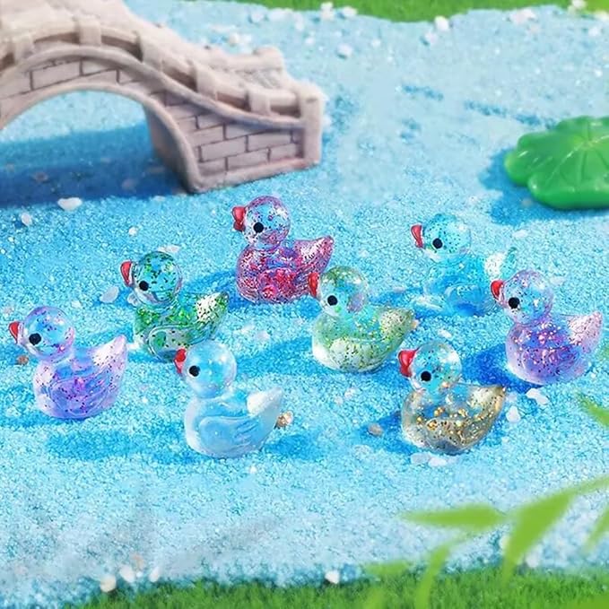 100pcs Mini Resin Duck,15 mm Dollhouse Décor for Aquarium Decor Micro Fairy Garden Landscape Hide,Seek Party Toys,Easter Basket Stuffer, Gift for All Ages (Glitter-Multicolour)
