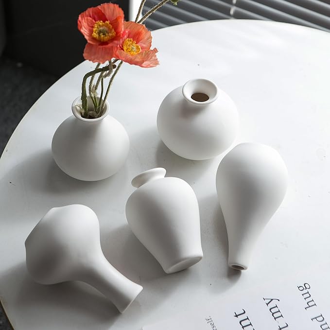 Small White Vases, Ceramic Bud Vase Set of 5, Mini Pottery Vases for Pampas Grass, Flowers, Decorative Vases for Home Modern Decor, Rustic Decor, Veses for Living Room Dining Table Shelves