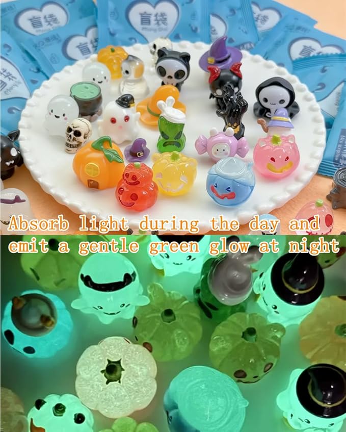 20 PCS Halloween Miniature Figurines Blind Bag Set, Glow in The Dark Dollhouse Accessories, Cute Mini Figures Mystery Bags for Halloween Decor, DIY Craft, Party Presents for Kids