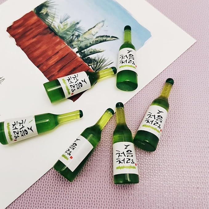 Beaupretty 12pcs Miniature Resin Korean Rice Wine Bottles for Dollhouse Decor, Miniature Scene Accessories for Collectors and Hobbyists, Small Scale Dollhouse Decorations Set