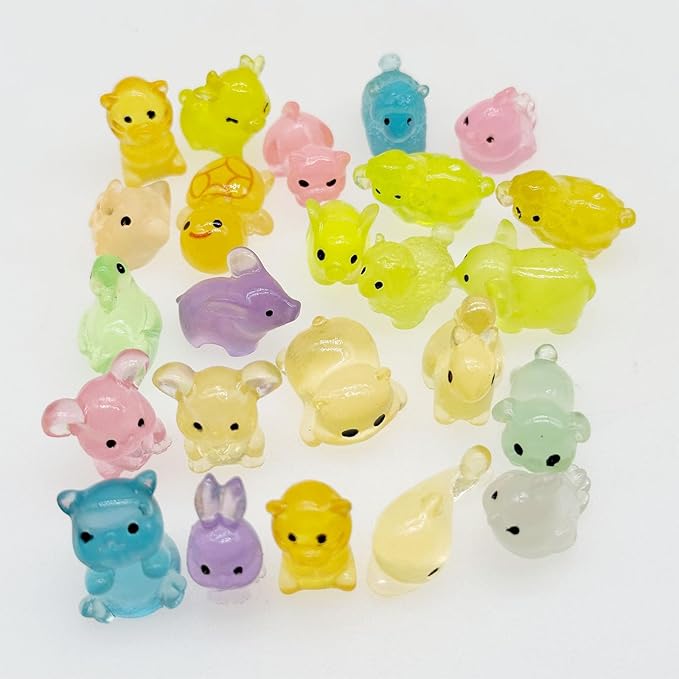 Cayway Mini Resin Animals 100 PCS Miniature Animals Glow in The Dark for Miniature Fairy Garden Decoration Accessories Micro Landscape