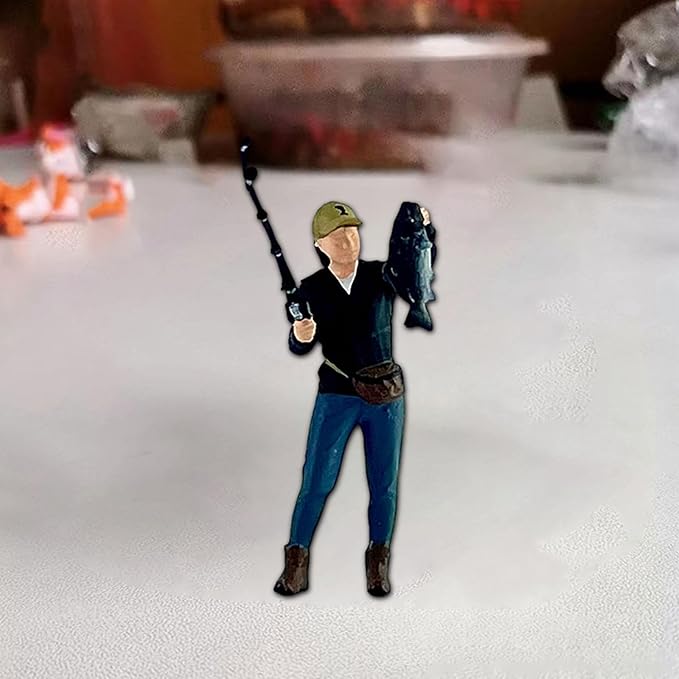 1/64 Fishing Figure Miniature Resin Model, Tiny People Decoration