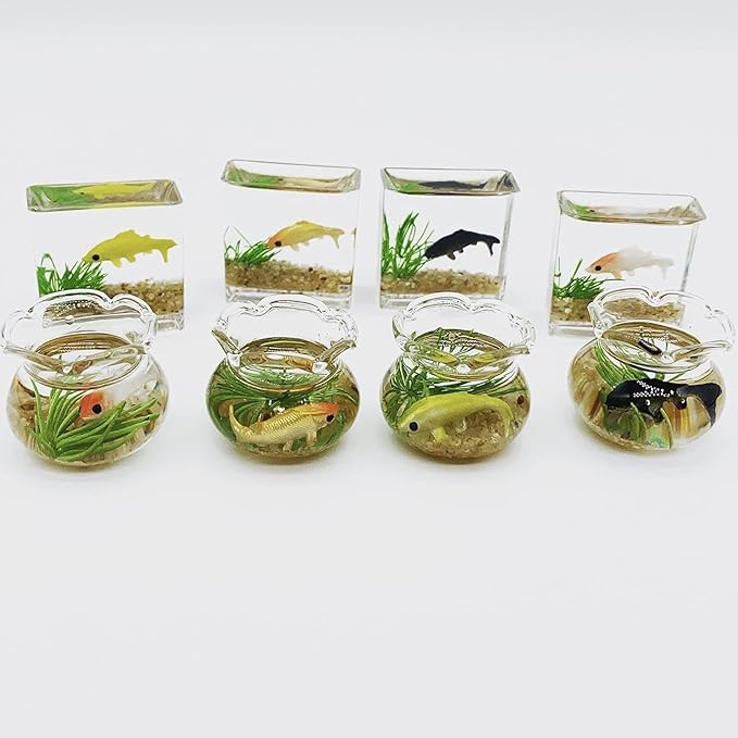 1Pc Fish Tank Toy, 1:12 Scale Miniature Dollhoue Accessories, Resin Dollhouse Fish Tank Accessories for Garden Scene Decor, Dollhouse Accessories (Random Color Square)