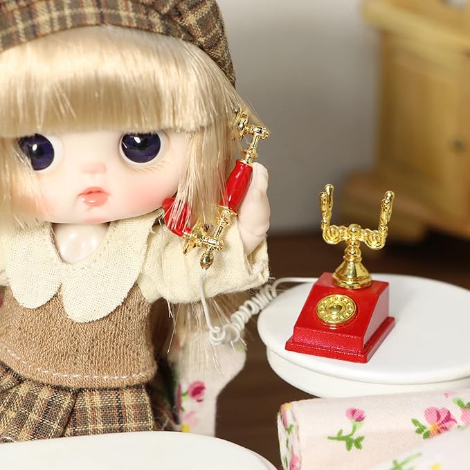 Dollhouse Telephone 1:12 Miniature Vintage Rotary Phone Model Desk Decoration Retro Mini Accessorries for Artificial House Living Room Scene (Red)
