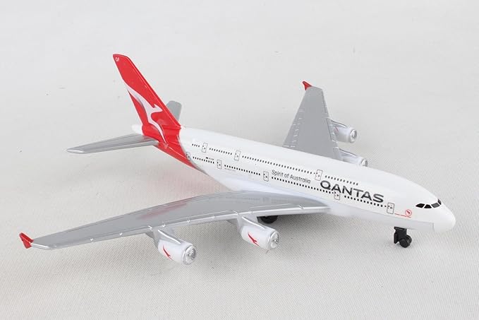 Daron Qantas Single Plane, White, Medium