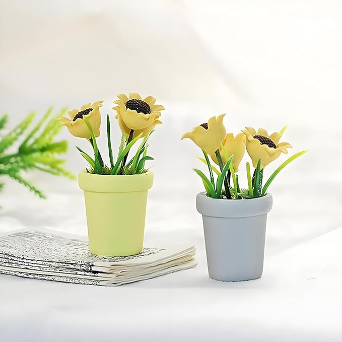 Miniature Sunflower Pots, 1/12 Scale, Dollhouse Accessories Resin Home Decor, Realistic Clay Flower Plants in Pots Blooming House Plant Home Indoor Decoration