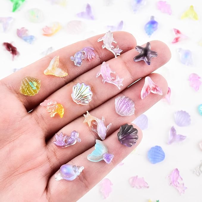 200 Pcs Mini Resin Ocean Animals Miniature Plastic Fish Aquarium Decorations Tiny Sea Animal Variety Figurines to Hide for DIY Crafts Fairy Garden Dollhouse Micro Landscaping Fish Tank