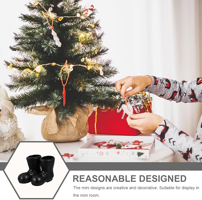 VICASKY 7 Pairs Mini Santa Claus Boots – 1.18" Adorable Miniature Christmas Gnome Shoes,Black Plastic Doll Shoes for Dollhouse, DIY Craft Projects, Table Centerpiece & Holiday Decor