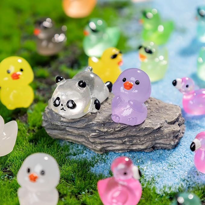 120PCS Mini Resin Animals Colorful Tiny Turtles Glow in Dark, Miniature Figures to Hide, Little Animal Toys Small Figurines for Decoration of Gardens, Parties, Miniature Landscapes