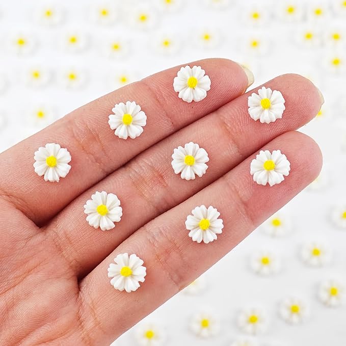 200 Pieces White Tiny Daisy Decor for Dollhouse Mini Resin Decor for Crafts Tiny Things for Fairy Garden Micro Landscaping Decoration