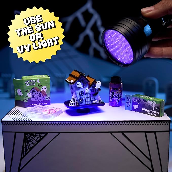 MGA's Miniverse Make It Mini Halloween, Beetlejuice, Mini Collectibles, Mystery Blind Packaging, Spooky, Halloween, Seasonal, DIY, Crafts, Resin Play, Replica Food, NOT Edible, Collectors, 8+