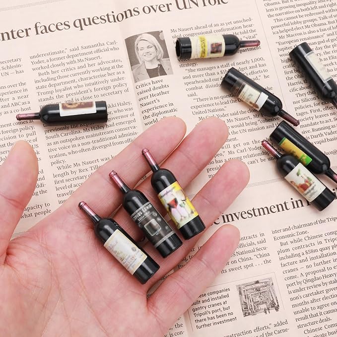 TIESOME Dollhouse Wine Bottles, 10Pcs 1:12 Scale Mini Red Wine Bottles Miniature Drink Bottles Wine Model Decoration Kitchen Accessories for Dollhouse Decors