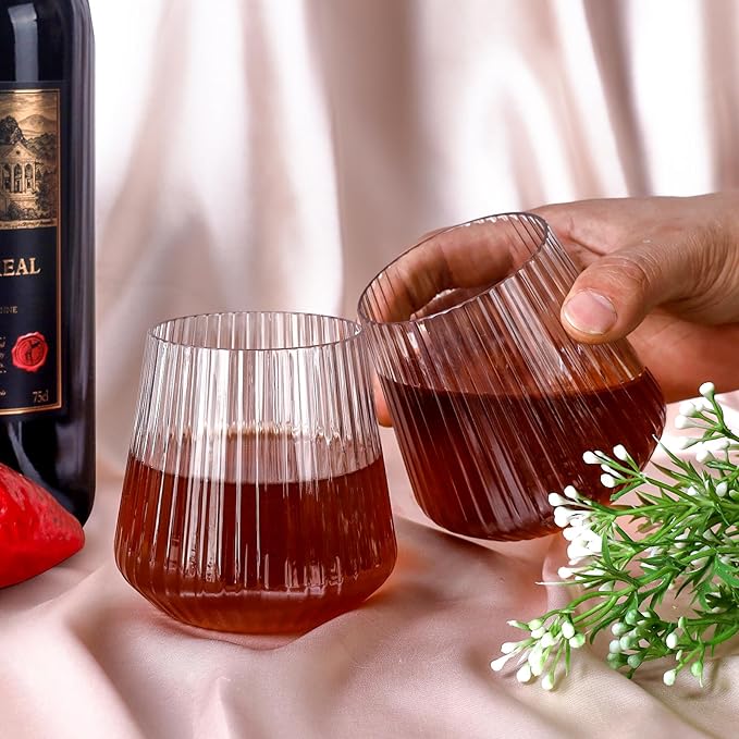 Lueumxc 20 Pack Plastic Ribbed Wine Glasses, 14Oz Origami Disposable Wine Glasses Unbreakable Clear Plastic Cocktail Glasses Recyclable Shatterproof Reusable Wine Cups (14oz-20pack)