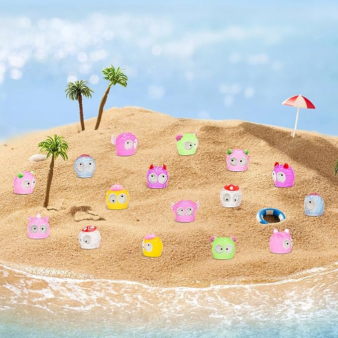 40 PCS Luminous Tiny Things for Crafts Dollhouse Fairy Garden Decor Miniature Figurines Resin Animal for Car Mini Resin Animals for Micro Landscape Plant Pots