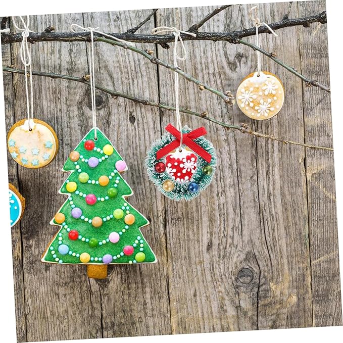 VOSAREA 3sets 6pcs Mini Christmas Wreaths for Dollhouse Decor Lightweight Xmas Tree Ornaments Safe Material for Decoration Photo Props 6pcs*3