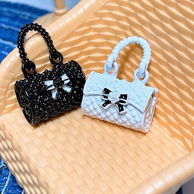 2 Pack Mini Fashion Girl Handbags with Bow – 1:12 Scale White Miniature Metal Satchels, Tiny Dollhouse Accessories for Micro Scene Decoration, DIY Display, Collectible Ornaments & Creative Home Décor