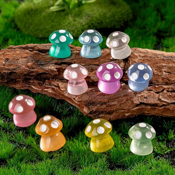 100 Pcs Glow in The Dark Mini Mushroom Figurines,10 Colors Resin Mini Figures for Fairy Garden Decor,Terrarium Accessories, Dollhouse Miniature Bulk Set