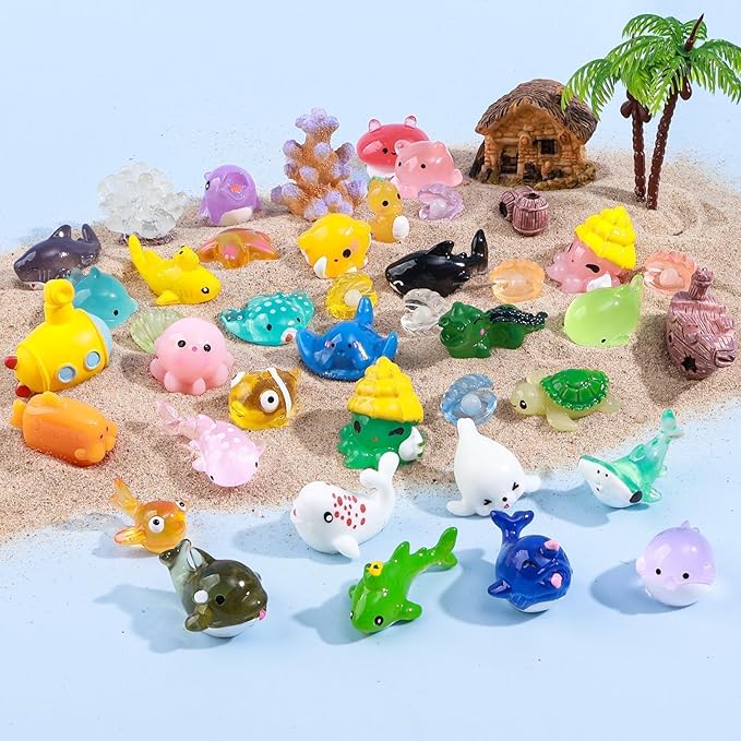 50pcs Mini Ocean Resin Animals Tiny Sea Animals Figurines Marine Miniature Plastic Animals Aquarium Ornaments Decorations for DIY Fish Tank Potted Micro Fairy Garden Dollhouse