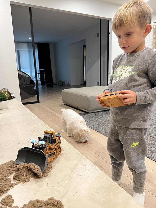 Metal RC Bulldozer Toy for Kids | 9-Channel Remote Control Track-Type Tractor with Lights & Sounds, Realistic Construction Vehicle Toy for Boys Ages 3-12, Rechargeable Gift for Birthday 2026