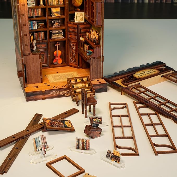 Book Nook Kit，DIY Miniature Dollhouse Kit for Adults and Teens，3D Wooden Tiny House for Family and Friends，Bookshelf Decor in Halloween/Christmas（Book Store） (Book Store)