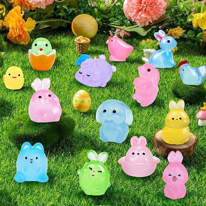 120 Pcs 4th of July Luminous Mini Resin Ducks 3 Colors Patriotic Tiny Ducks Figures to Hide Miniature Figures in The Dark for Independence Day Memorial Day Party Gifts Decorations