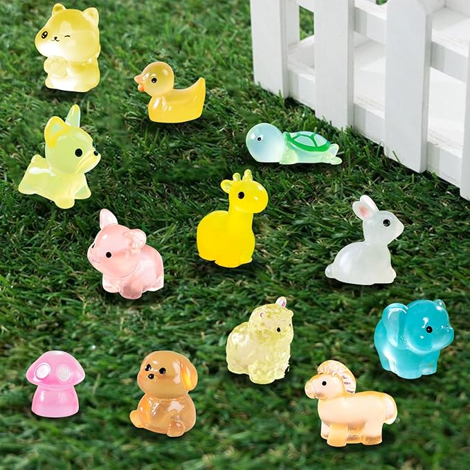 JIUDUOYUAN 160pcs Luminous Mini Resin Animals Figurines Mini Ducks Dogs Squirrels Giraffes Rabbits Tiny Elephants Miniature Figurines Glow in The Dark Garden Miniatures Fairy Garden Accessories