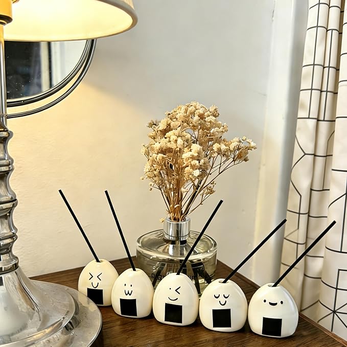5 PCS Mini Flower Vase, Handmade Japanese Onigiri Rice Ball Mini Vases for Dry Flowers, Cute Small Bud Vases Set, Kawaii Decor Small Ceramic Vase, Cute Ceramic Little Trinkets for Bookshelf Decor