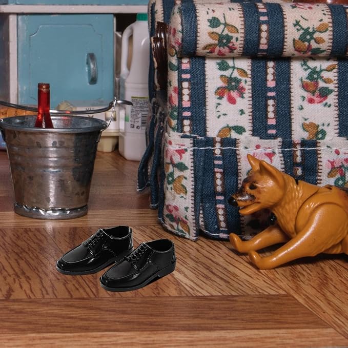 ERINGOGO 10 Pairs Miniature Black Doll Shoes for Scale Dolls Charming Design for Dollhouse Games and Micro Landscape Decorations Easy Swap