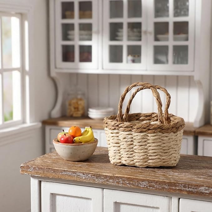 Totority Miniature Woven Basket for Dollhouse Realistic Handheld Prop for Home Decor Crafts and Photography Mini House Supplies Color