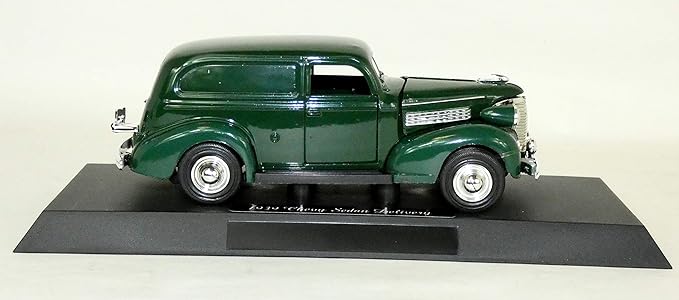 New Ray 1939 Chevrolet Sedan Delivery Green 1/32 Diecast Car Model