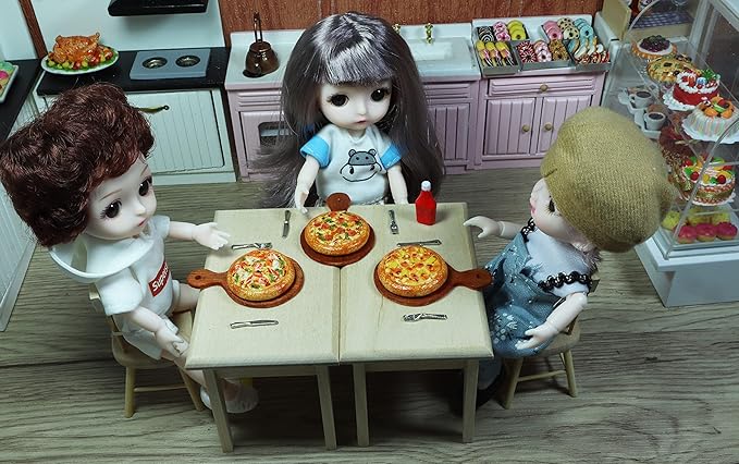 ThaiHonest 3 Pieces Pizza Miniature Set, Realistic Miniature Pizza on Wooden Tray, Dollhouse Food, 1:6 Scale, Multicolor, Clay