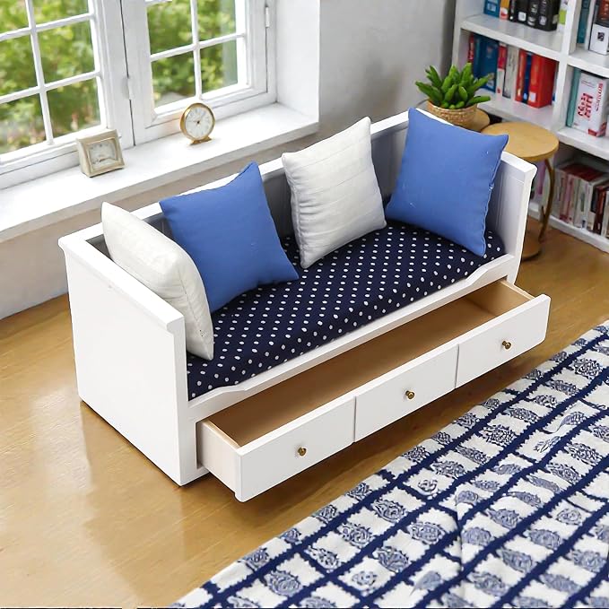 1/12 Scale Miniature Doll House Couch, Mini Sofa Day Bed, High Simulation Upholstered Wooden Fabric Loveseat with Pillows for 6 Inch Dolls, Modern Living Room Furniture, Realistic Model Decoration