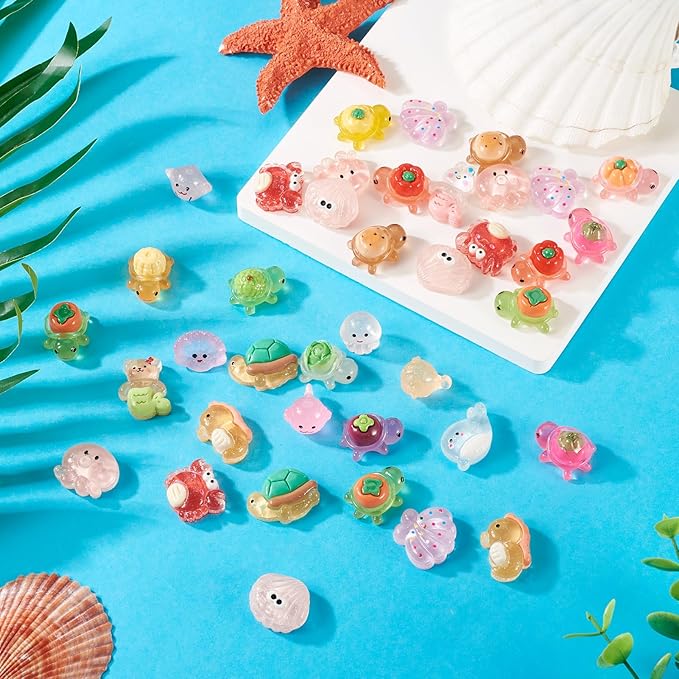 45Pcs Glow in The Dark Resin Sea Animal Fish Miniature Turtle Shell Crab Octopus Mini Marine Ocean Figurine Display Ornaments Figures for Fishbowl Craft DIY Fairy Garden Micro Landscape