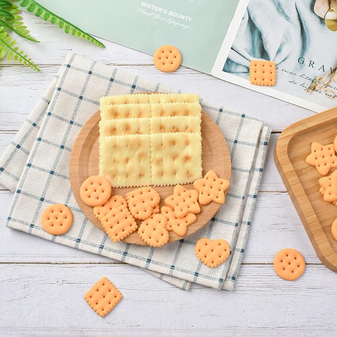 Fake Cookies, 20Pcs 5 Styles Artificial Baked Biscuits Simulation Realistic Crackers Dessert Food for Home Kitchen Shop Display Photography Props