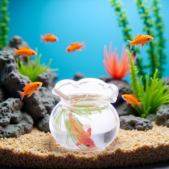 1Pcs Multicolour Mini Round Fish Tank Realistic Glass Decor for Dollhouse Display Captivating Miniature for Crafts Ornaments Handmade Landscape,Miniature Goldfish Bowls,Dollhouse Accessories(Gold)