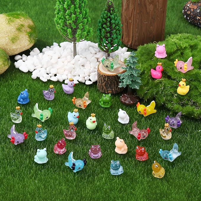 150pcs Mini Resin Animals, Miniature Animal Figurines to Hide, Tiny Resin Crown Ducks, Axolotls, Frogs for Party Favors Bag Fillers Dollhouse Decor(6 Styles)