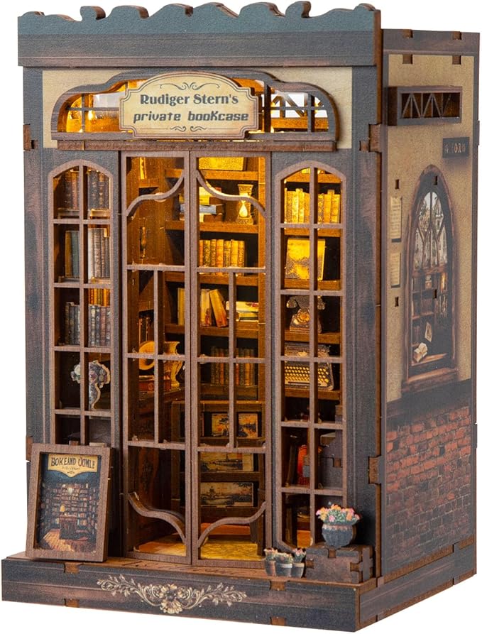 Book Nook Kit，DIY Miniature Dollhouse Kit for Adults and Teens，3D Wooden Tiny House for Family and Friends，Bookshelf Decor in Halloween/Christmas（Book Store） (Book Store)