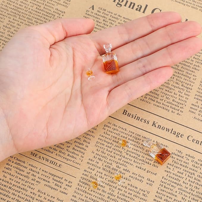 JJUNW 6 Pcs 1:12 Scale Dollhouse Miniature Accessories, A Set of Exquisite Mini Whiskey Wine Bottle Bar Model, Verisimilitude Mini Whiskey Wine Decoration for Décor Dollhouse Accessories (Brown)