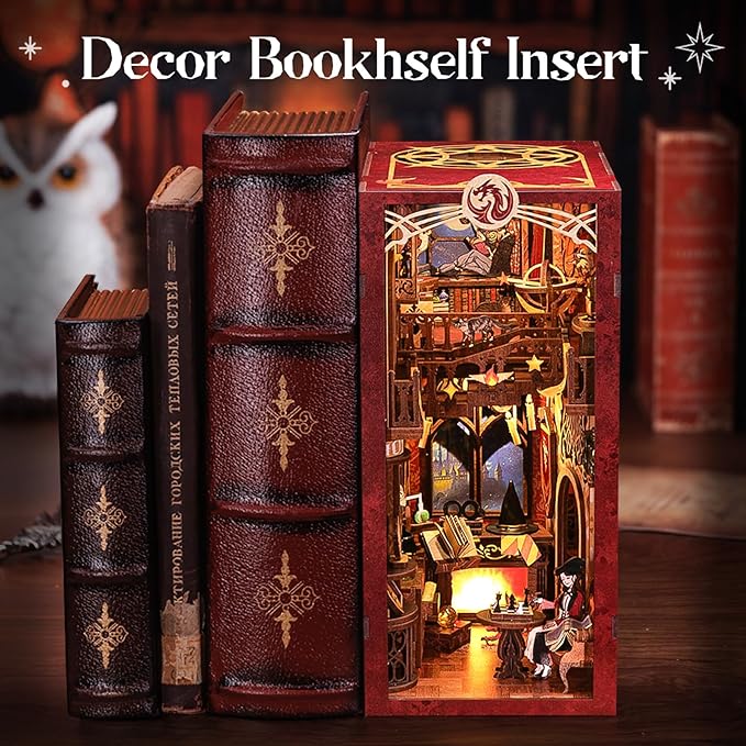 Fsolis Book Nook Kit, DIY Miniature Room House Kit 3D Wooden Puzzle Craft for Adults Booknook Magic Decorative Bookend Bookshelf Bookcase Decor Gifts for Women Teens and Book Lovers (Flam Common Room)