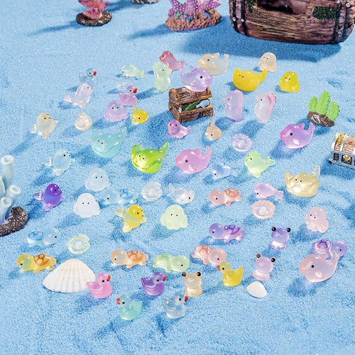 105pcs Luminous Mini Resin Animals 11 Types Glow in the Dark to Hide Miniature Resin Animals Figures Small Plastic Ocean Animal for Fairy Garden Micro Landscaping Dollhouse Home Decor Party Gifts.