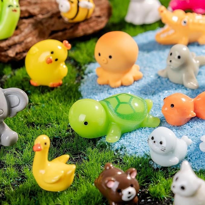 42 Pcs Mini Resin Animals Set,Hidden Tiny Figurines for Fairy Garden Decor,Dollhouse Accessories,Miniature Landscape Decoration