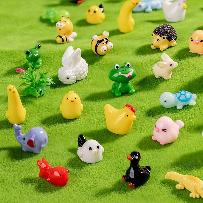 60Pcs Mini Resin Animal 60 Styles Tiny Resin Animals Miniature Little Small Animal Figures Bulk for Fairy Garden Miniature Dollhouse Micro Landscape Aquarium Decorations DIY Crafts